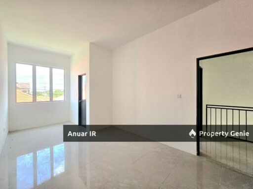 Double Storey Terrace House Desa Anugerah Sepang
