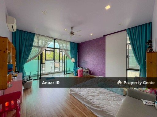 3 Storey Semi D The Park Laman Serdang Taman Bukit Serdang @Seri Kembangan