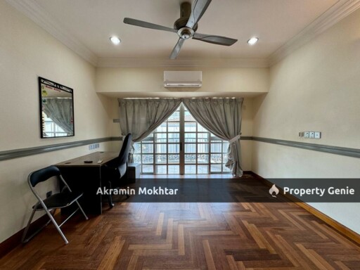 Double Storey Semi-D Seksyen 9, Shah Alam