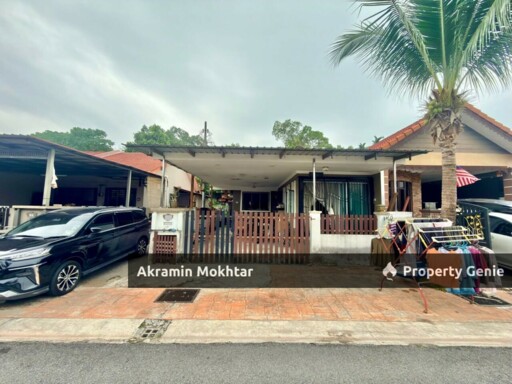 FREEHOLD, END LOT & RENOVATED - SINGLE STOREY TERRACE @ JALAN KEBUN, SEKSYEN 30
