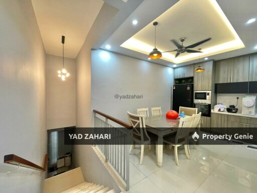 Crescent Park, Bukit Mahkota, Kajang | Townhouse 3+2 Rooms | RM640K - Fully Furnished, Renovated With Bigger Upper Unit