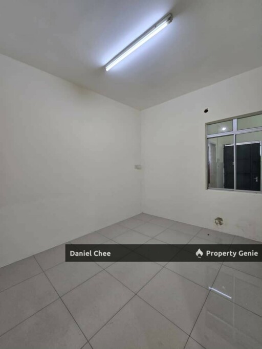 Rumah 2 tingkat sewa murah di TAMBUN