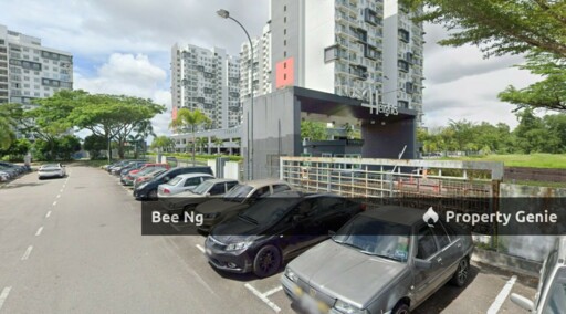 Taman Nusa Puncak / 3 Storey Shop Lot