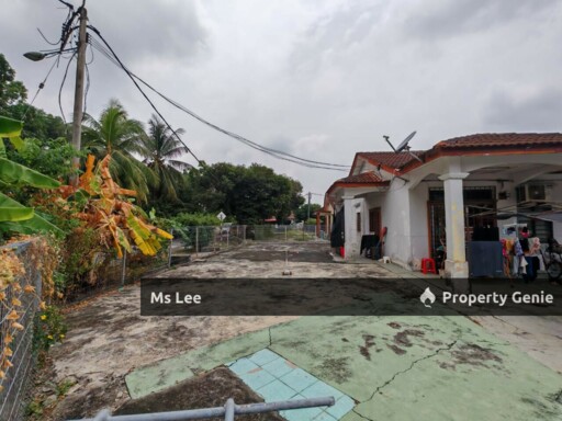 Corner 1 Storey house-Bandar Mahkota Banting (Bandar Baru Brooklands) @ Banting -Ready 15/10