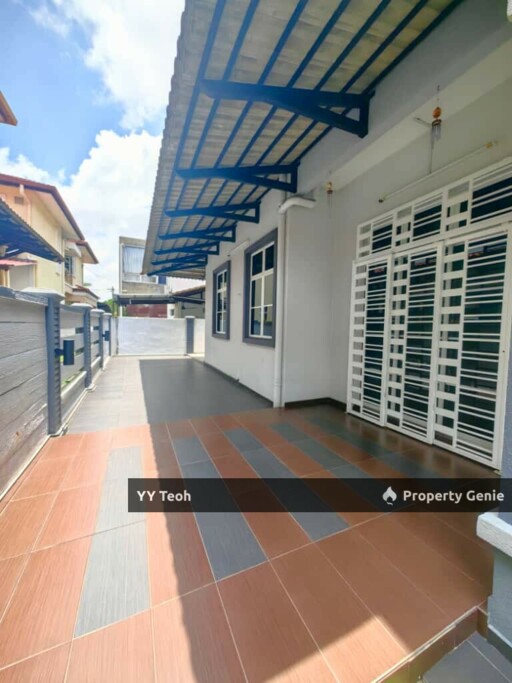 Batu Berendam Putra Double Storey Semi-D