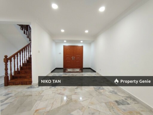 Jalan Ledang Bungalow House Bukit Tiram, Ulu Tiram For Sale