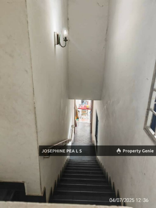 🏡 FOR SALE: Whole Block Corner Townhouse (Upper + Ground Floor)