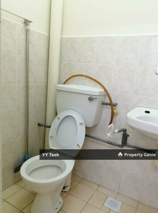 Bukit Cheng 1.5 Storey Townhouse｜GROUND FLOOR