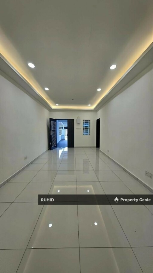 Freehold Renovated Single Storey Terrace House in Taman Ungku Tun Aminah Skudai