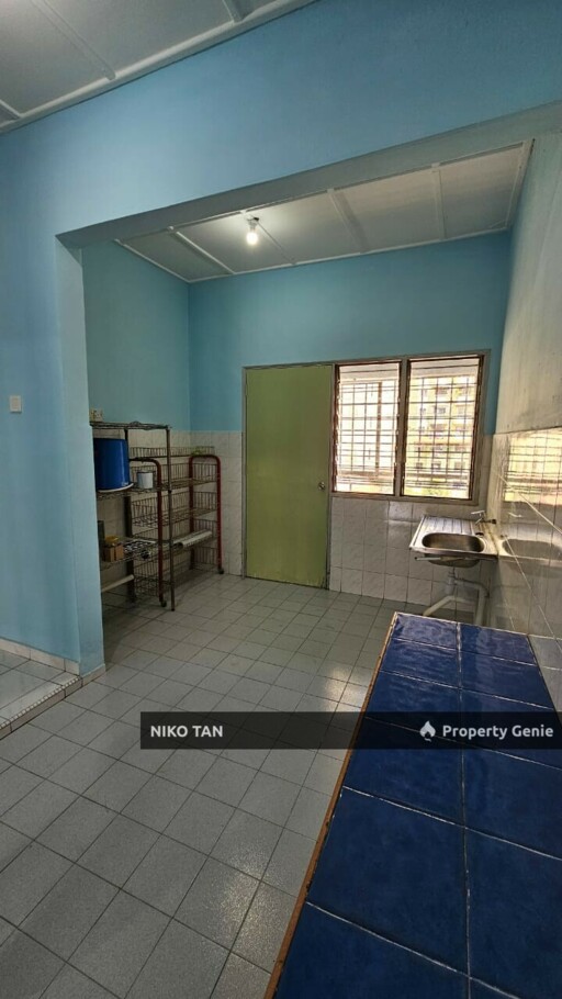 Lily & Jasmine Apartment with Renovated Jalan Titiwangsa Utama, Tampoi
