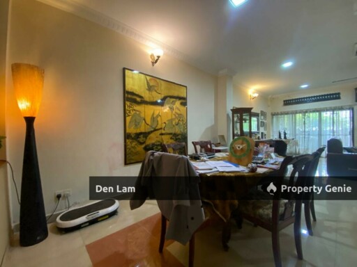 Taman Lucky Bangsar 2.5sty house for sale !!