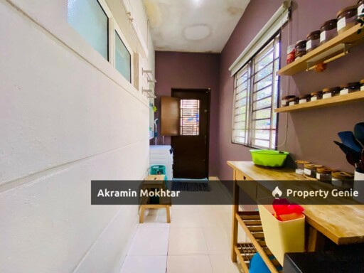 RENOVATED | TAMAN RIANA UKAY 2 STOREY TERRACE CORNER LOT