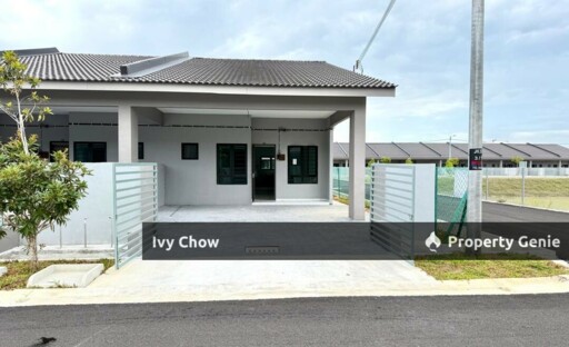Taman Kirana endlot for rent