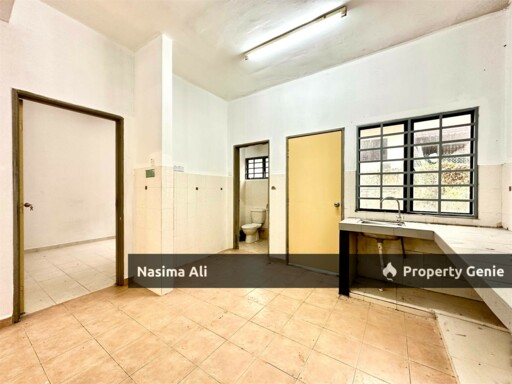 Double Storey Sungai Buloh Country Resort (SBCR) Saujana Utama