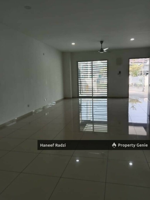 Teres 2 Tingkat - Bandar Seri Astana D Park Home