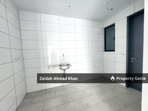 THE VALLEY SKYSIERRA SETIAWANGSA KUALA LUMPUR 3 BEDROOM 2 CAR PARK WALKING DISTANCE TO LRT FACING KL LEVEL 15 GOOD VIEW FROM BALCONY