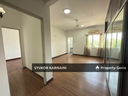 TOWNHOUSE MONTEREZ GOLF & COUNTRY CLUB Sek U9 Shah Alam
