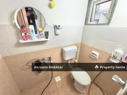 NEAR MRT STATION & 1 PARKING | PANGSAPURI PUTRA INDAH TAMAN PINGGIRAN PUTRA, SERI KEMBANGAN