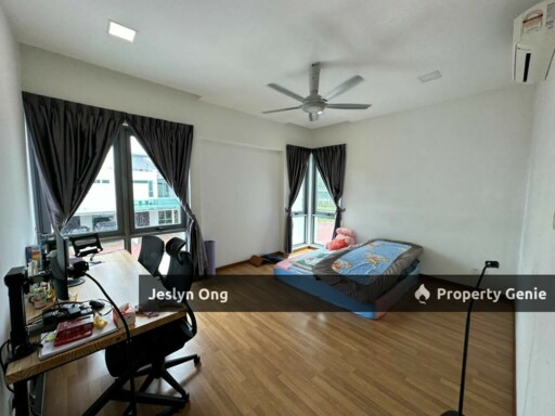 2 Storey Semi D @ Sunway Lenang Heights Taman Molek for Sale
