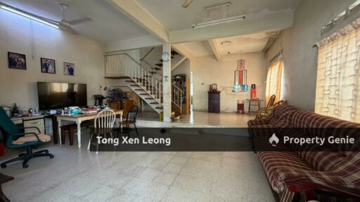 Below Value Double Storey Corner Lot For Sale @ Kampung Lapan