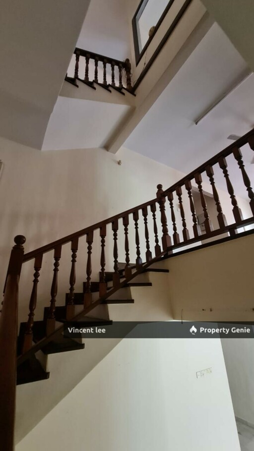 Sri Petaling, 3 Storey Semi-D with 4000sqft Land Size