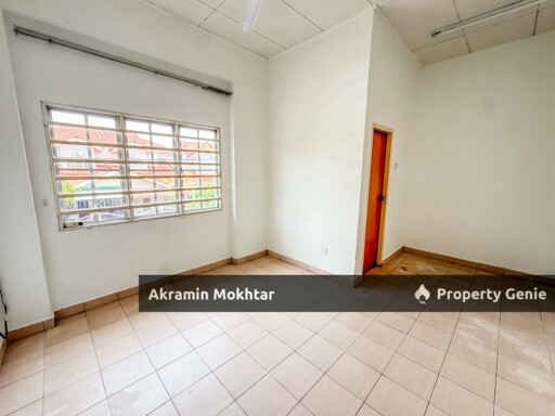 Renovated | Double Storey Terrace Seksyen 5, Kota Puteri, Rawang.