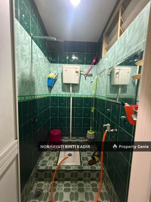 TERES SETINGKAT INDERA SEMPURNA, END LOT KUANTAN(FULLY RENOVATED)