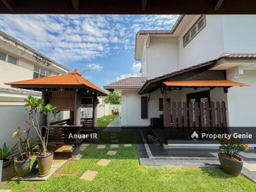 Corner Lot Bungalow Rasah Kemayan Seremban 2
