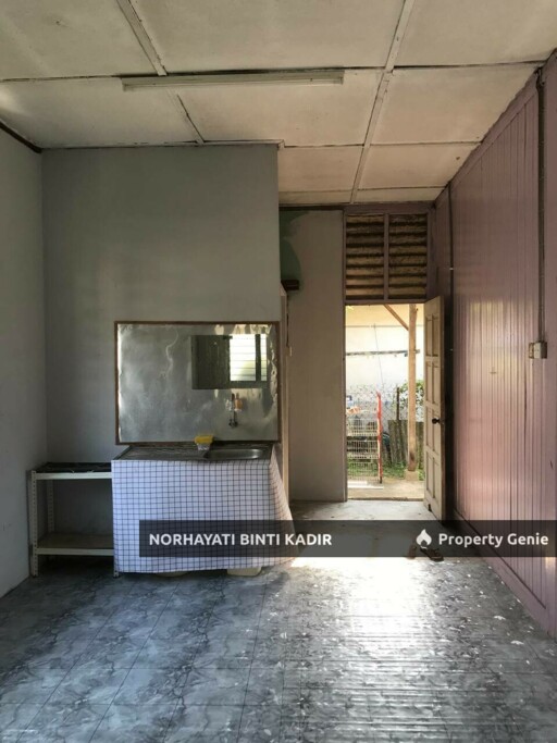 RUMAH SESEBUAH TAMAN BALOK BARU KUANTAN UNTUK DIJUAL