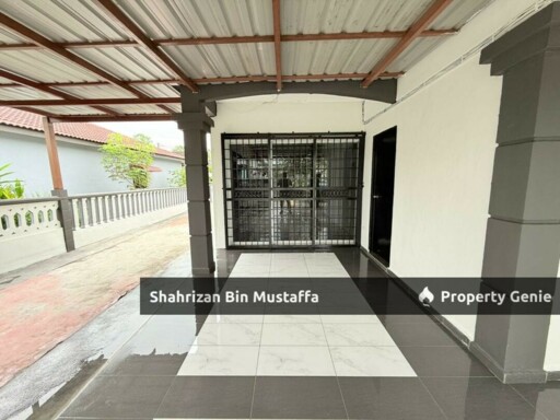 International Lot, End Lot, Taman Sri Saujana, Kota Tinggi, Johor