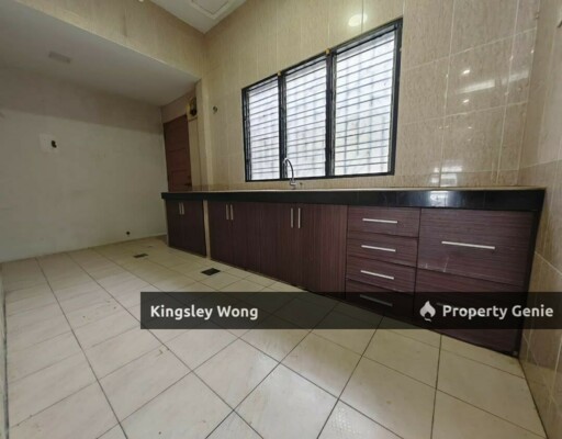 Taman Kledang Permai Menglembu Near Silibin First Garden Double Storey Corner House Move in Condition