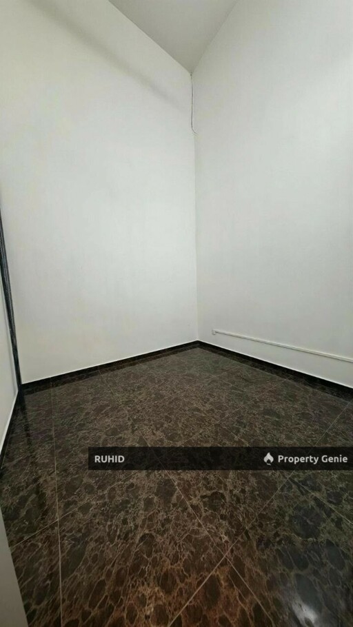 Taman Bukit Indah Single Storey Terrace House | 3 Bedrooms | Freehold | Non Bumi
