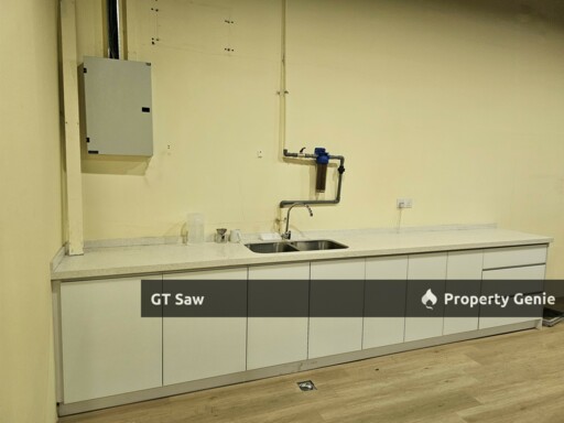 Partial Fitted Ekocheras Office Unit Connected to MRT Station for Rent