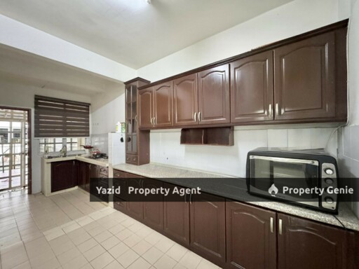 Double Storey, Taman Seri Putra, Kajang [ Gated and Guarded  ]