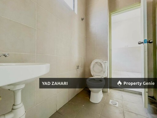 Kampung Lombong, Shah Alam | 2- Storey Terrace 4 Bedrooms | RM550K - Endlot & Flexible Deposit