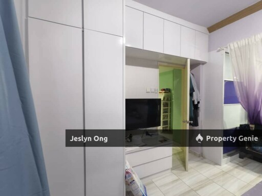 2 Bedrooms Apartment at Permas Jaya for Sale