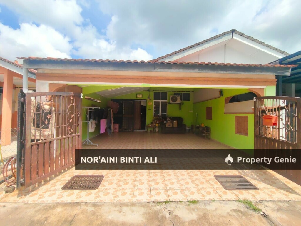 Teres Pinggiran Putra 4 (Kempadang Makmur) Kuantan utk dijual