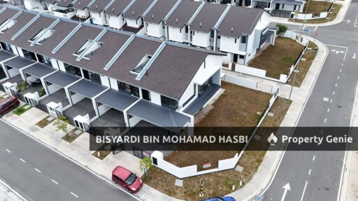 Corner Lot 2 Storey Terrace Nadira 2 Bandar Bukit Raja, Klang.