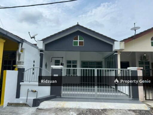 Taman Makmur, Kluang Single Storey Terrace House