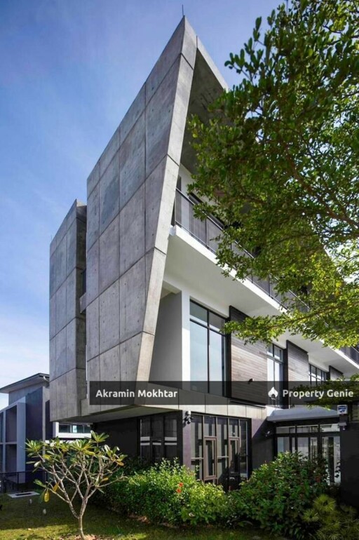 Corner Lot, Modern Design & Fully Furnished |  3 Storey Bungalow at Perdana Heights U10, Shah Alam
