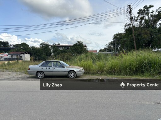 Papar Commercial Land for Rent, Road Side, Corner Lot 8,000 sqft, Papar Square, Papar, Sabah.