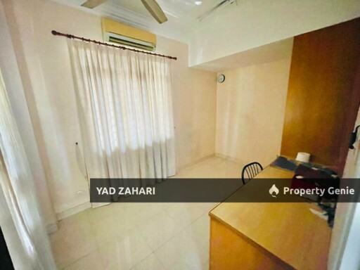 Bukit Jelutong, Shah Alam | 2-Storey Terrace 5 Bedrooms | RM1.4M - Freehold, Non Bumi & With Loteng