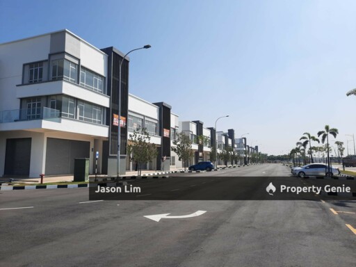 Setia Fontaines Shophouse Facing Main Road