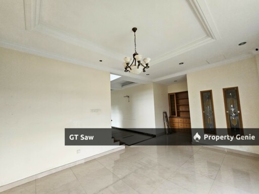 Peaceful 2.5 Storey Bungalow Bangi Golf Resort For Rent