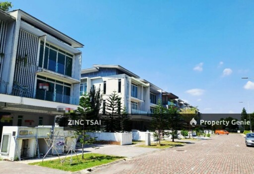 3 Storey Corner Lot Terrace @ D'Island Residence {Save RM 199,000}