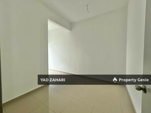 Balcony with View & Semi Furnished @ Lambaian Dua Residence, Kajang