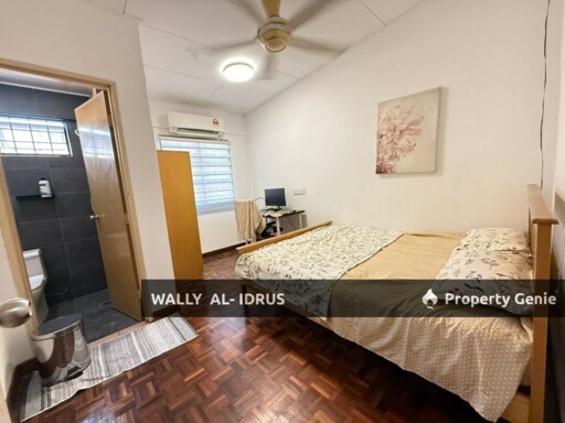 Double storey terrace house @ Kota Damansara Section 8, Jalan Pekaka