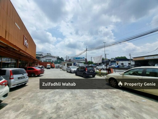 Shoplot Kampung Subang Baru Facing Main Road 15000sf