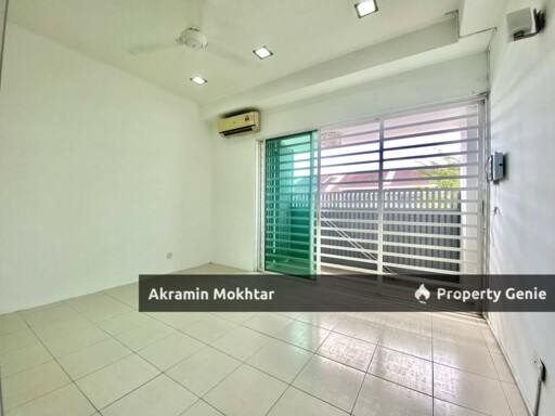 FREEHOLD & RENOVATED | Double Storey Terrace@Nadayu 92, Kajang