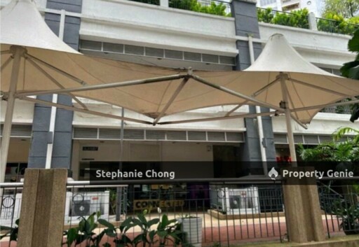 Emerald Plaza North Shop